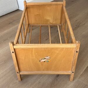 VINTAGE Whitney Bros. Co.  Wooden Doll Cradle Bed crib with Cat Design